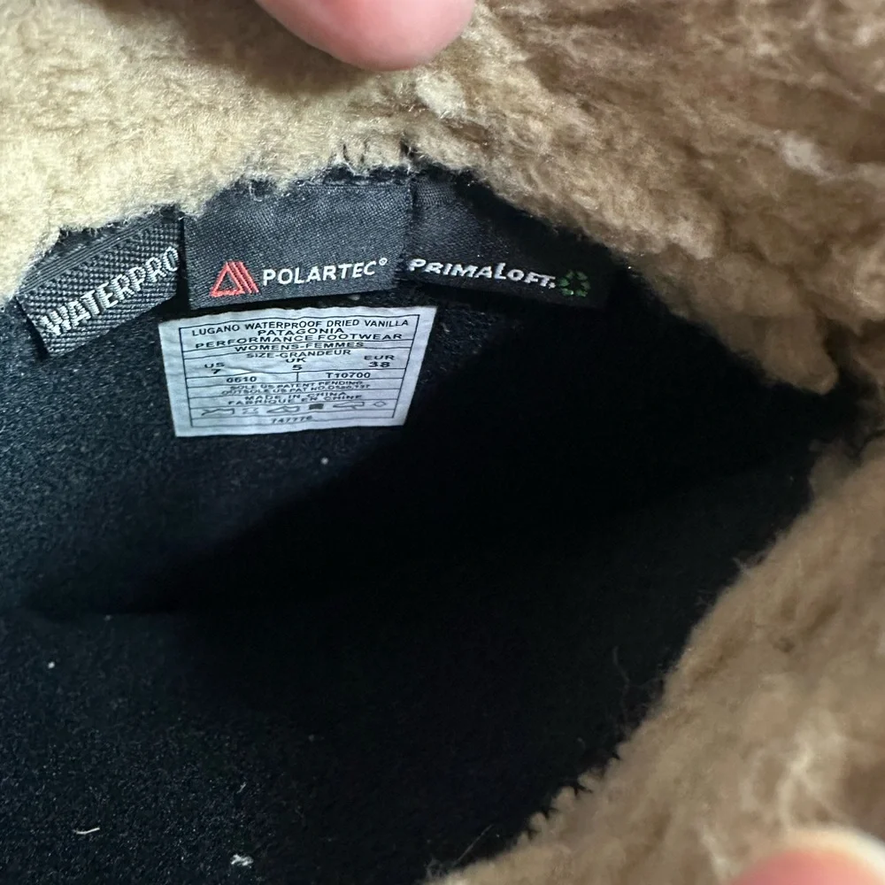 Patagonia Waterproof Women’s 7 Brown Suede Winter Boots PrimaLoft Polartec Comfy